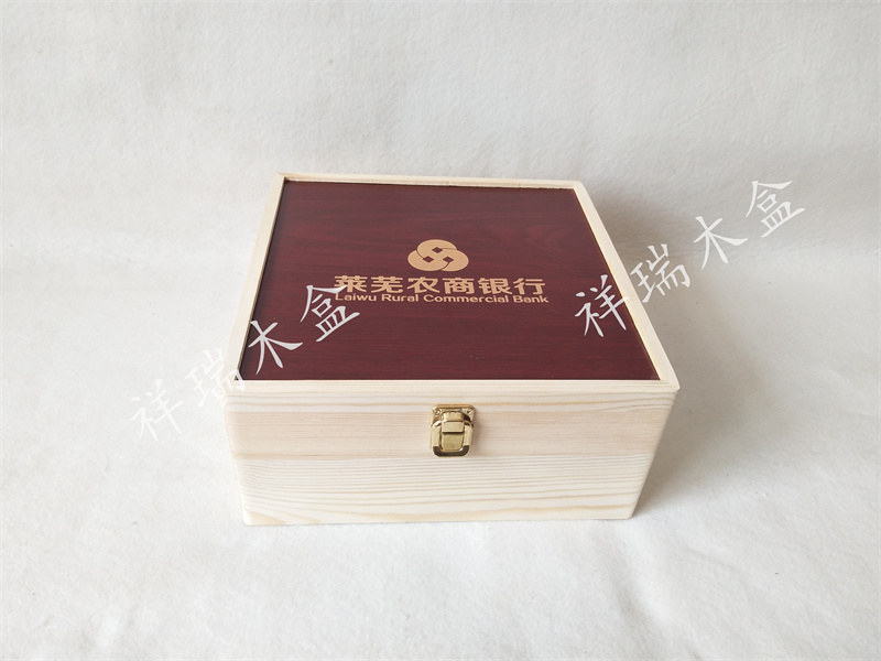 團(tuán)購禮品贈(zèng)品銀壺玻璃水杯包裝木禮盒